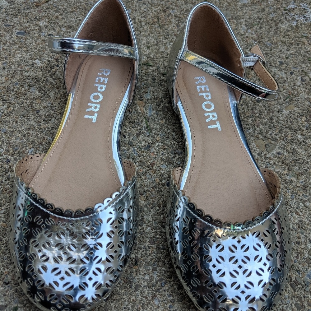 NWT Girls Report Silver Mary Jane's Size 13M